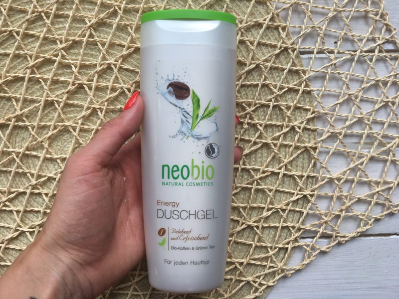 Naturalny żel pod prysznic z kofeiną i zieloną herbatą NeoBio